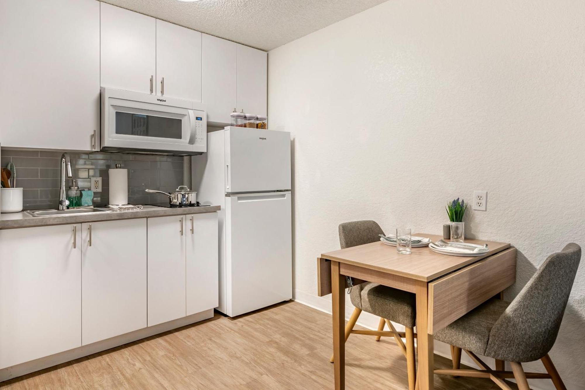 Intown Suites Extended Stay High Point Nc Екстер'єр фото